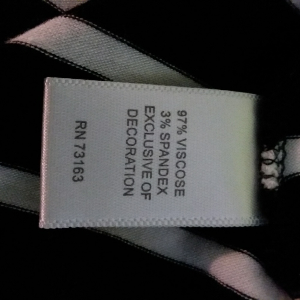 ▪︎Gable & Gauge▪︎Women's Striped Blouse - Picture 5 of 6